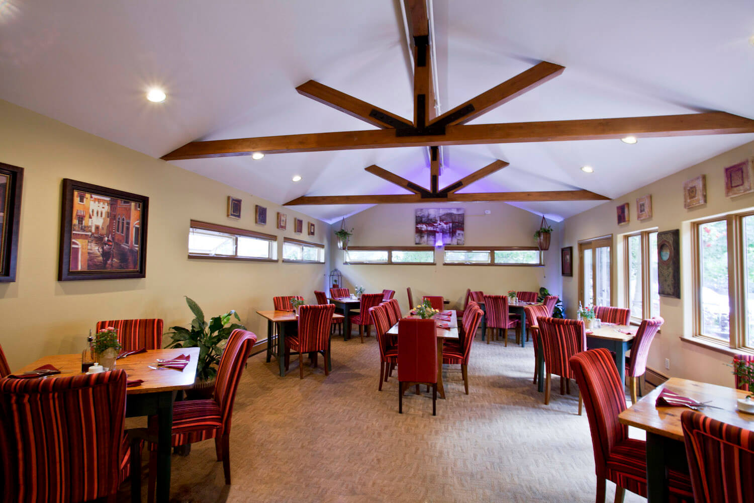 Frisco Inn Dining Room - Bed & breakfasts & inns of Colorado Association