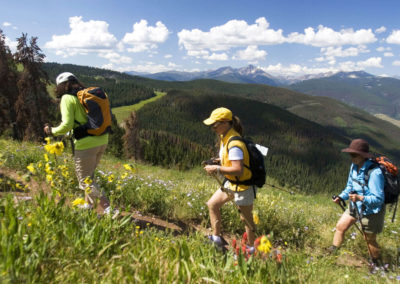 Summer Hiking Friends - Bed & breakfasts & inns of Colorado Association