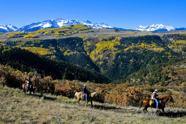 Horseback - Bed & breakfasts & inns of Colorado Association
