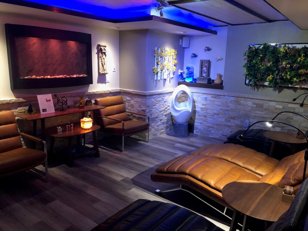 Frisco Inn on Galena's Mount Royal Spa