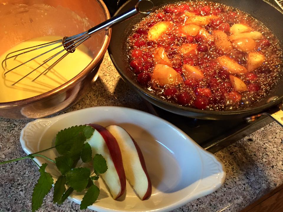 INN THE KITCHEN WITH COLORADO B&Bs: German Puff Pancakes with Spiced Apples